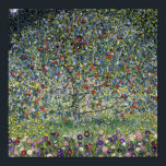 Poster de Gustav Klimt Apple Tree Apple Tree<br><div class="desc">Poster de Gustav Klimt Apple Tree. Peinture à l'huile sur toile de 1912. Un magnifique paysage de la période postérieure du Klimt. Un grand cadeau pour les amateurs de peinture paysagère,  pommiers,  art nouveau et Gustav Klimt.</div>