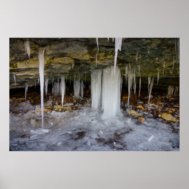 Poster de la grotte congelée (Devant)