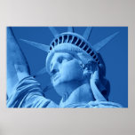 Poster de la statue d'Art de la Pop Bleue de Liber<br><div class="desc">Style Pop Art Symboles américains Iconiques - Couleur Bleue Closeup Histoire Photographie</div>