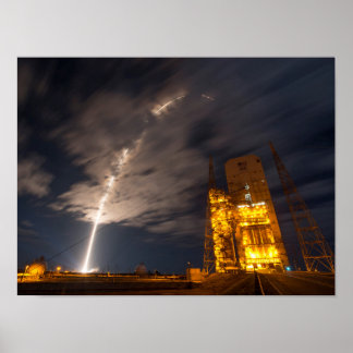 Poster Décollage du vaisseau cargo Cygnus pour une missio