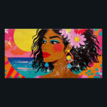 Poster Déesse tropicale - Art Pop Vibrant<br><div class="desc">Un magnifique portrait pop art d'inspiration rétro avec une femme aux cheveux foncés fluides ornée de fleurs tropicales. Ajoute une explosion de couleur et d'énergie positive. Un effet de papier feuilleté complète le look rétro.</div>