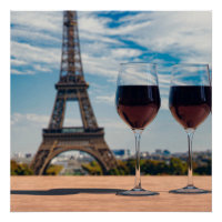 Deux verres de vin avec la tour Eiffel