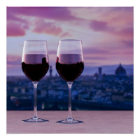 Deux verres de vin rouge sur la ligne d'horizon de