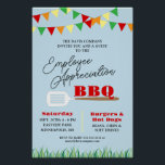 Poster Été BBQ Appréciation des employés<br><div class="desc">Cette simple invitation au barbecue d'appréciation des employés offre un thème d'été. Le design est accentué avec des graphiques de drapeaux colorés et de l'herbe verte sur un arrière - plan bleu. Personnalisez avec tous les détails de votre événement.</div>