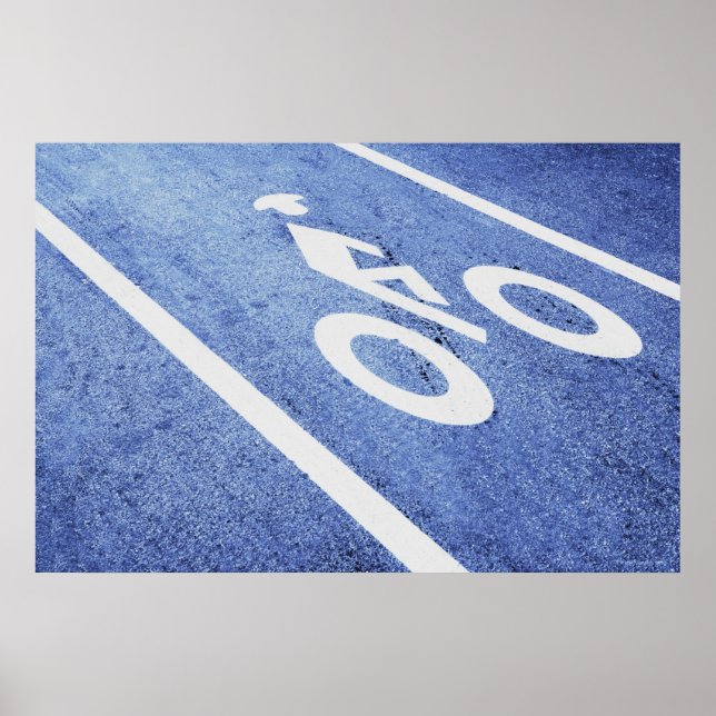 Poster Gros plan d'un panneau de bicyclette sur la route (Devant)
