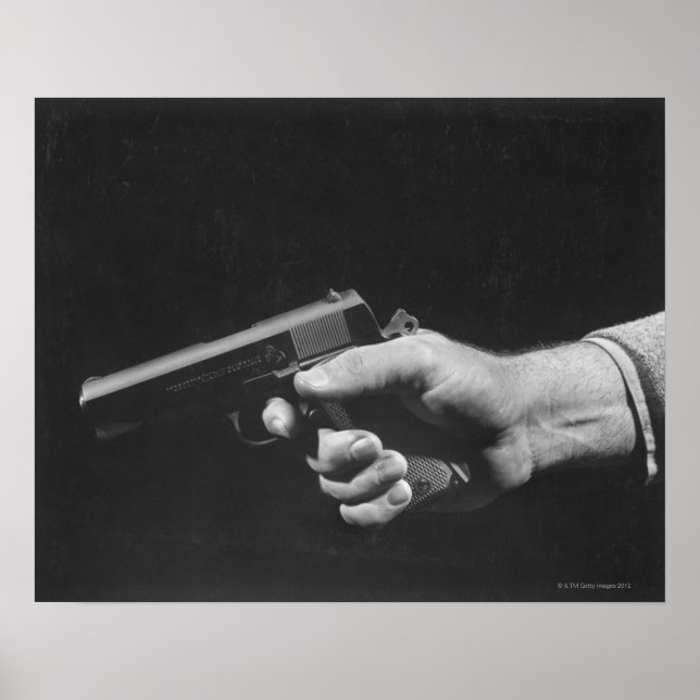 Poster Homme tenant un pistolet (Devant)