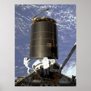 Poster INTELSAT de capture et de réparation d'astronaute