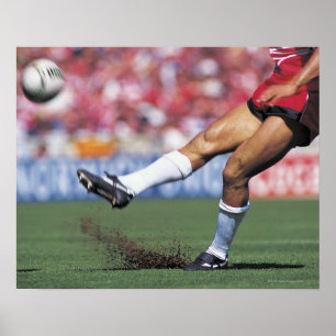 Poster Joueur de rugby donnant un coup de pied la boule