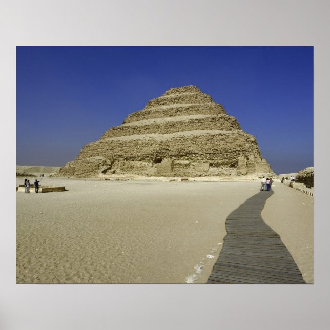 Poster La pyramide des pas à Saqqara, l'une des plus anci (Devant)