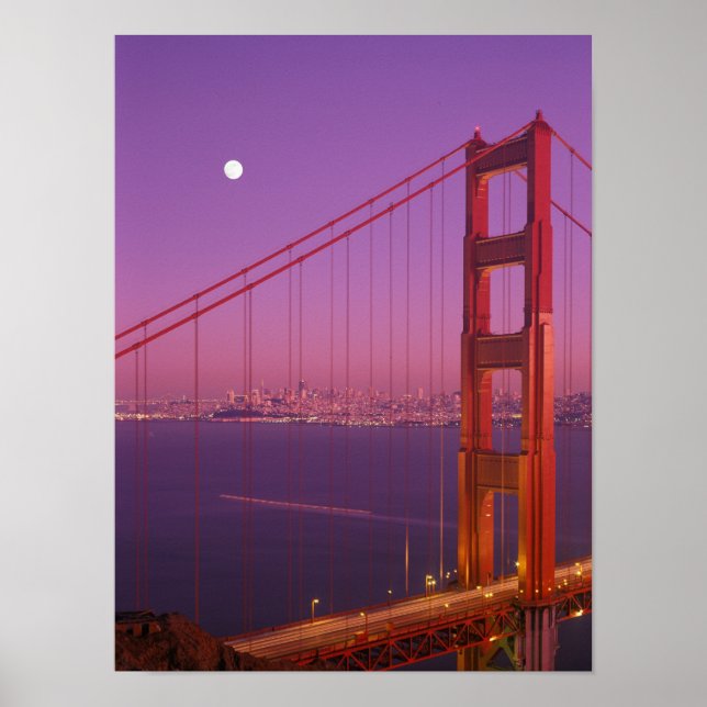 Poster Le Golden Gate Bridge peu après le coucher du sole (Devant)
