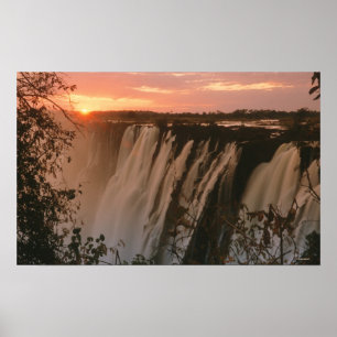 Poster Les chutes Victoria avec le soleil sur l'horizon,