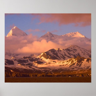 Poster Lever de soleil sur les chaînes de montagnes du Su