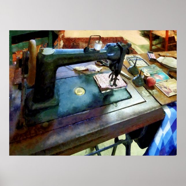 Poster Machine à coudre avec ciseaux (Devant)