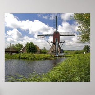 Poster Moulin à vent le long d'un canal à l'est de Leiden
