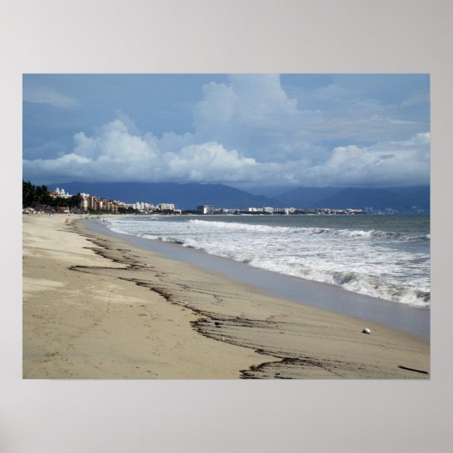 Poster Nuages de saison pluvieuse sur Puerto Vallarta (Devant)