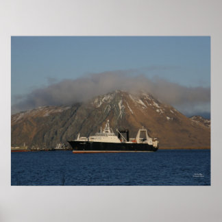 Poster Océan de l'Alaska, chalutier d'usine dans havre né