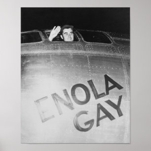 Poster Paul Tibbets Dans La Bombe Gay D'Enola — 2ÈME GUER