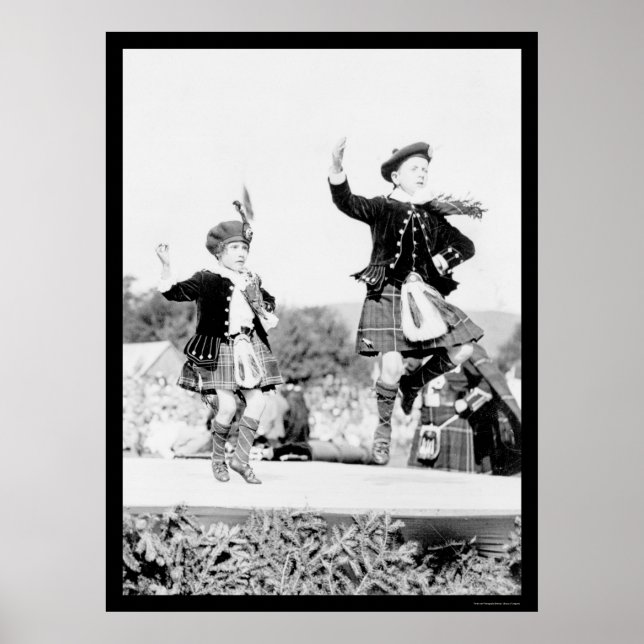 Poster Scotish Kids Dancing in Kilts 1912 (Devant)