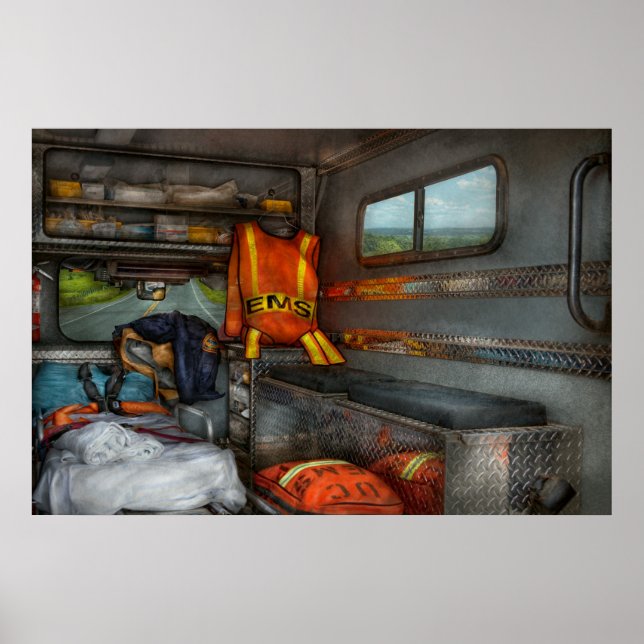 Poster Secourt - Escadron d'urgence (Devant)