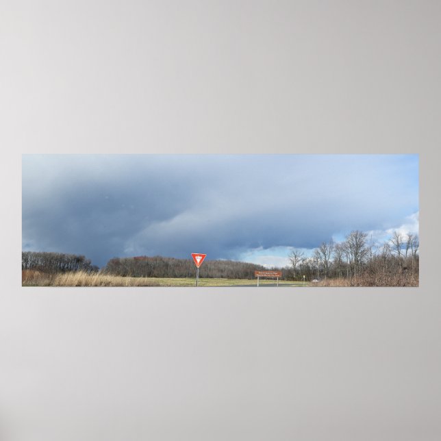 Poster sur le grand nuage sur le refuge (Devant)