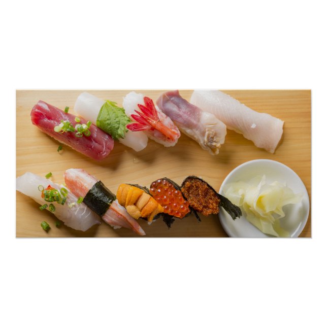 Poster Sushi Spiral – Artistic Presentation of Nigiri Sus (Devant)