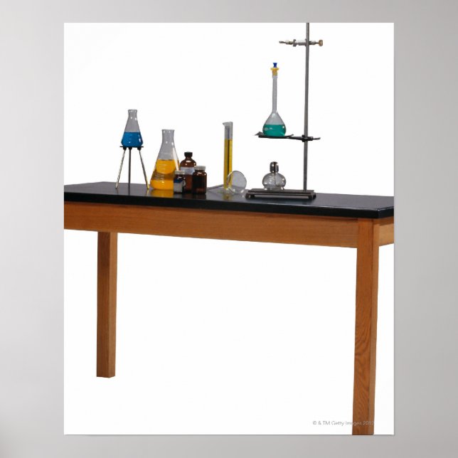 Poster Table de laboratoire avec produits chimiques (Devant)