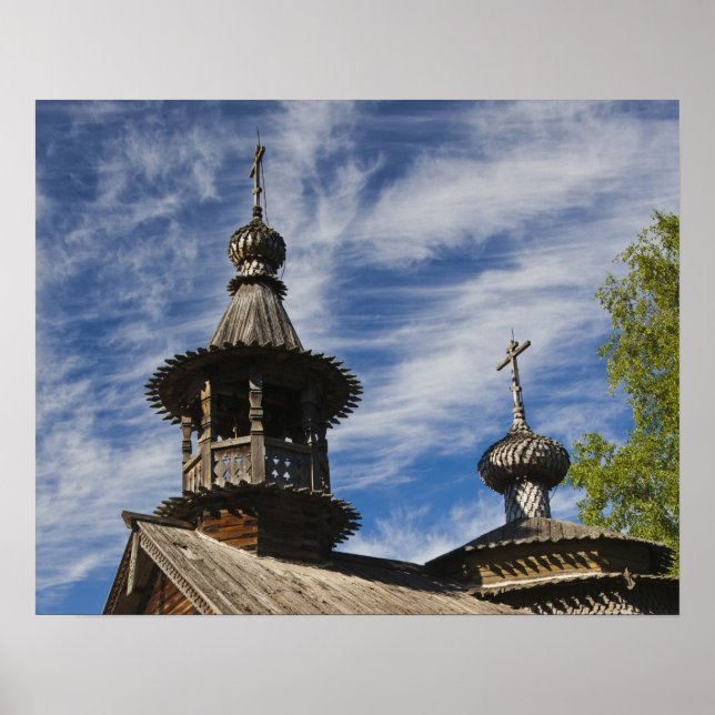 Poster Ttraditional wooden Russian Orthodox church (Devant)