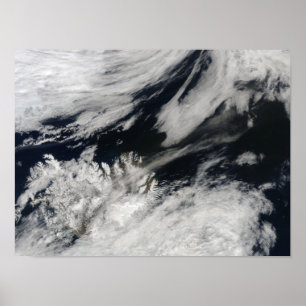 Poster Un panache gris pâle souffle du sommet