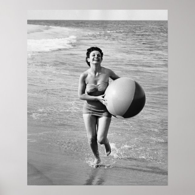 Poster Une femme avec un Beach Ball (Devant)