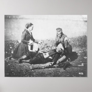 Poster Une infirmière tendant un homme blessé