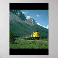 Via FP-7 #6302 conduit Train #2_Trains