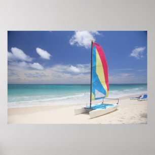 Poster Vue de plage avec le voilier