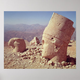 Poster Vue d'une tête colossale et d'un aigle