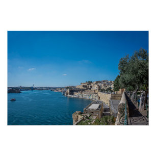 Poster Vue panoramique sur le mur de la ville et le port