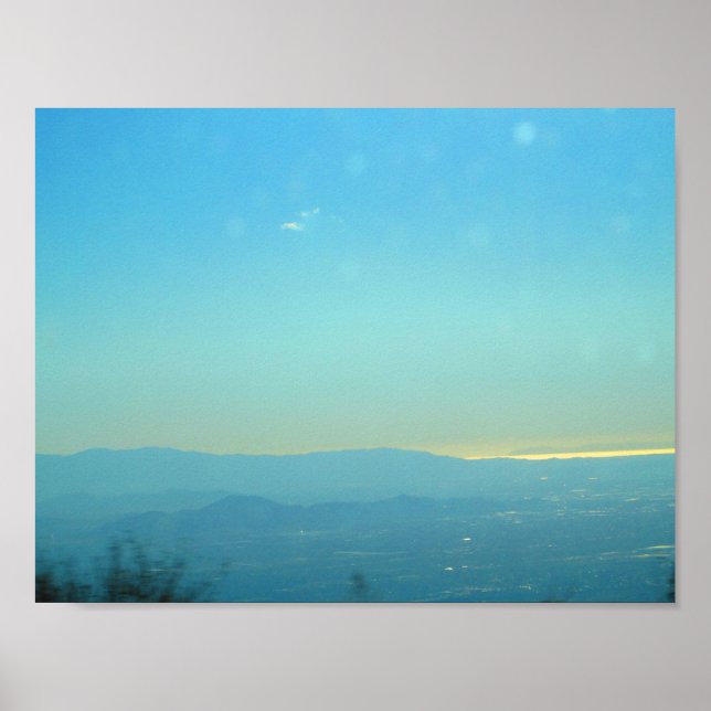 Poster Vue sur l'océan depuis le bord de l'autoroute mond (Devant)