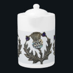 Pot À Thé De Charme D'Argent<br><div class="desc">Une jolie marmite pour votre thé de petit déjeuner écossais du matin,  ou cet après-midi de restauration Darjeeling.  Paire-le avec nos tasses assorties,  ajouter des scones et profiter!</div>