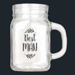 Pot Mason Rustic Branch Personnalisé Best Man Don<br><div class="desc">Des tasses en pot monogrammé sur mesure font les cadeaux parfaits pour votre mariage. Mug en bocal de style sud personnalisé avec le nom du marié, le nom de la mariée et du marié et la date du mariage ou tout autre texte personnalisé. Cliquez sur Customiser pour personnaliser les polices...</div>