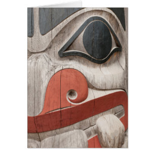 Poteaux totémiques au Musée du centre du patrimoin