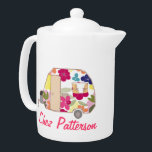 Pots de thé personnalisés par le propriétaire de c<br><div class="desc">Voir la gamme complète de 25 caravanes rétro par Trina Esquivelzeta @SurfaceHug sur divers autres produits de la collection ci-dessous.</div>