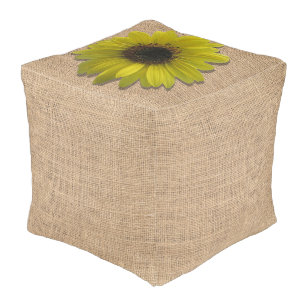 Pouf - Cube - Fleur de soleil trempée par la pluie