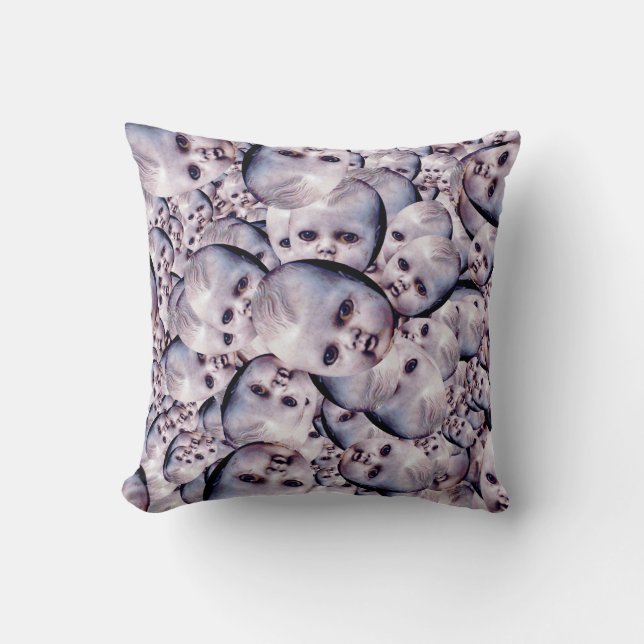 poupée foncée de boo coussin hanté (Recto)