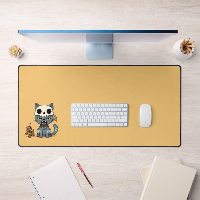 Poupée vaudou de chat sorcière sur fond jaune (Bureau 1)