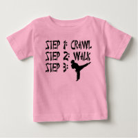 Crawl Walk Karate T-shirt de la petite fille