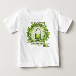 Pour Bébé Embrassez-moi Im un petit T-shirt drôle irlandais