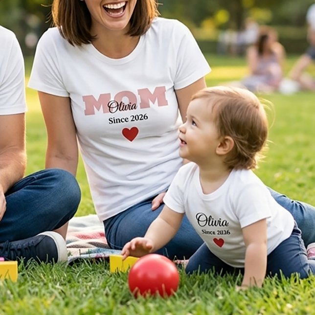 Pour Bébé Personalized Family Matching ,mom Dad Baby T-shirt (Créateur téléchargé)