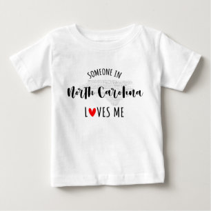 Pour Bébé Quelqu'Un En Caroline Du Nord M'Aime Un T-shirt Bé