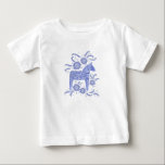 Pour Bébé Suédoise Dala Horse Indigo Blue Baby T-Shirt<br><div class="desc">Illustration traditionnelle suédoise Dala Horse en bleu pervent. Parfait pour les petits Vikings.</div>