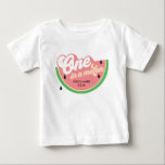 Pour Bébé T-shirt One In a Melon First Birthday<br><div class="desc">T-shirt One In a Melon First Birthday. Conçu pour cet âge spécial d'un an et parfait pour un jardin d'été ou une fête de parc.</div>