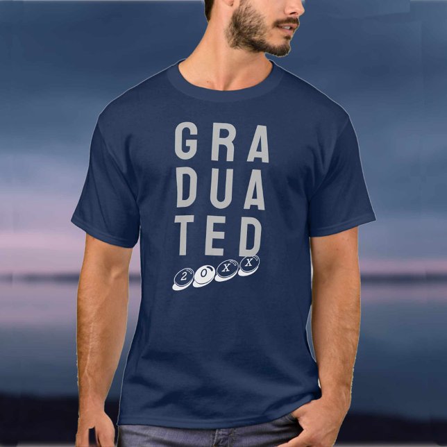 Pour les nouveaux diplômés. T-shirt diplômé (Créateur téléchargé)