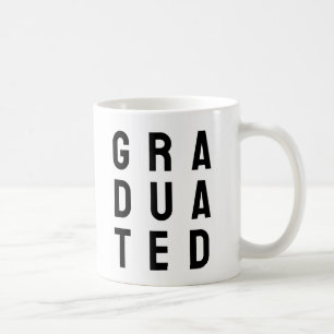 Pour les nouveaux diplômés. Une Mug à café diplômé